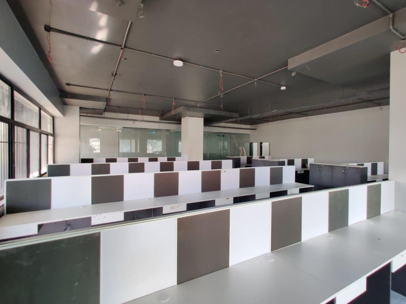 2857 Sq.ft. Office Space for Rent in Jangeer Wala Chauraha, Indore