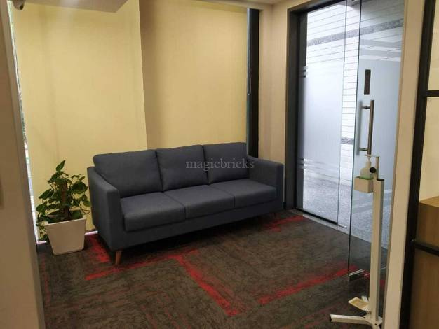 1928 Sq.ft. Office Space for Rent in Geeta Bhawan, Indore