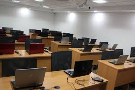 1300 Sq.ft. Office Space for Rent in A B Road A B Road, Indore