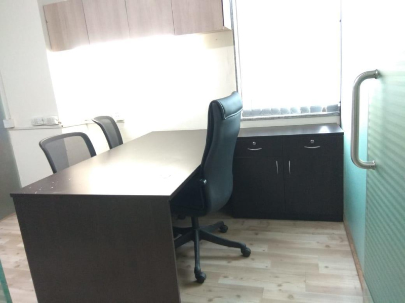 1220 Sq.ft. Office Space for Rent in Satya Sai Square, Indore