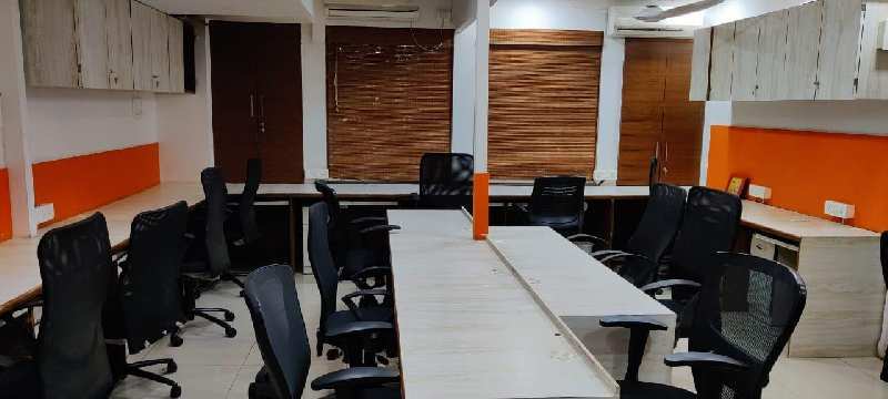 furnished office 1200sqft at palasia  square