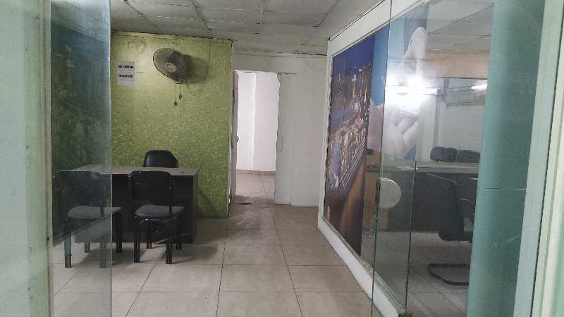 650 sq feet commercial furnished office space available at model town ludhiana.