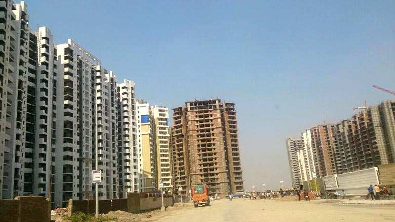 BIG 1.5 BHK FLAT for Rs 98 LACS Basic COST at MULUND-W , BOOK NOW