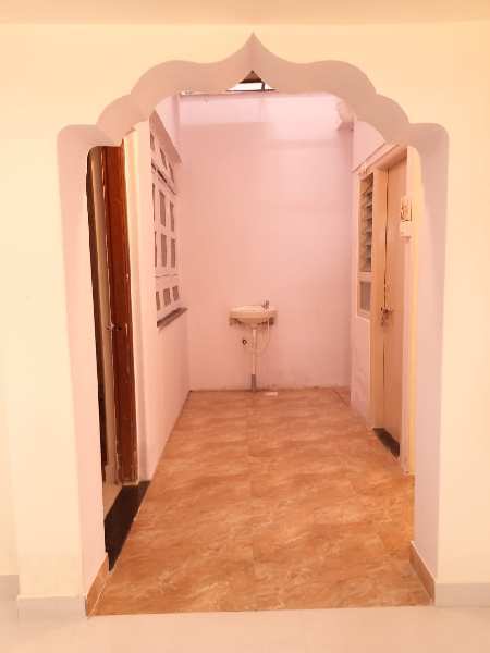1 BHK Individual Houses / Villas for Rent in Miraj Kupwad, Sangli (1200 Sq.ft.)