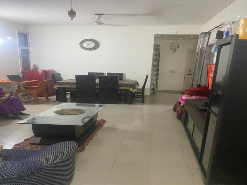 3 BHK Flats & Apartments for Sale in Sunny Enclave, Mohali (1350 Sq.ft.)