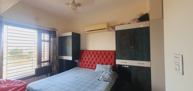 1bedroom furnished on 200ft road