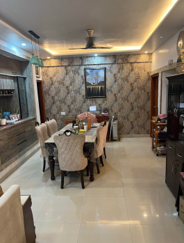 4bhk furnished flat in Jalvayu Tower