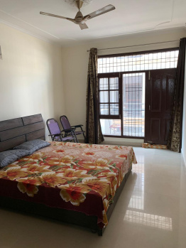 250 Corner 2 Side open Floor in sector 125