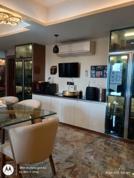 For Sale : Super Luxurious & Fully Furnished 4 BHK Apartment At Laxmi Nagar.