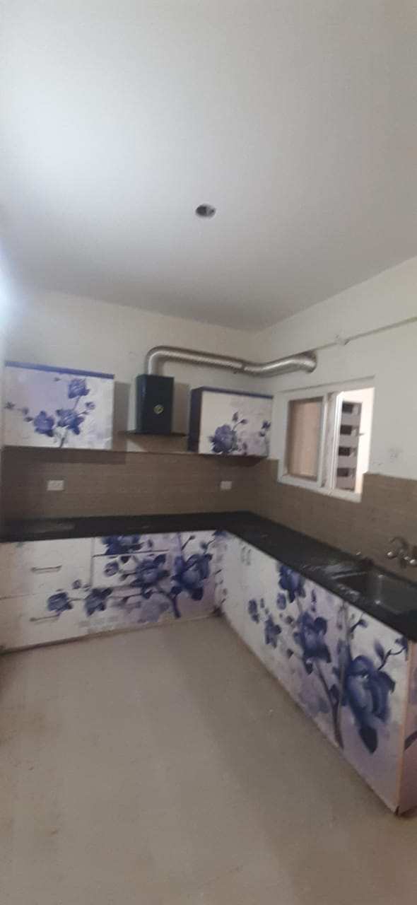 3bhk Gated community Semi furnished Flat for rent in KPHB, Kukatpally