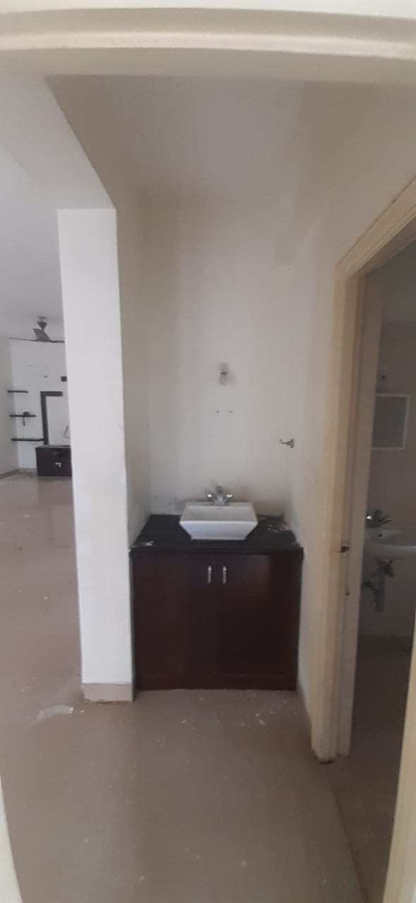 3bhk Gated community Semi furnished Flat for rent in KPHB, Kukatpally