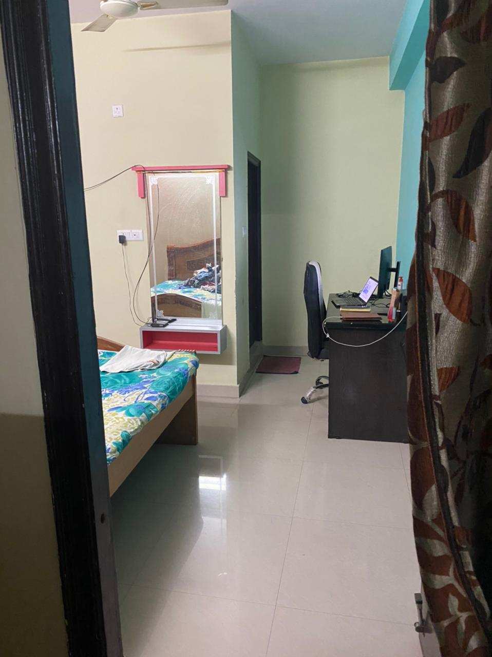 3bhk North Facing Semi furnished  Flat for sale in Kondapur