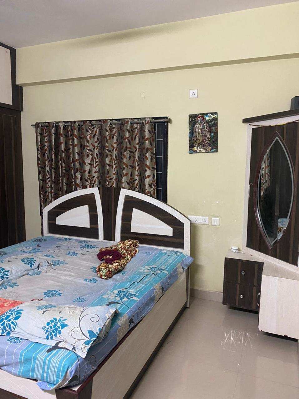 3bhk North Facing Semi furnished  Flat for sale in Kondapur