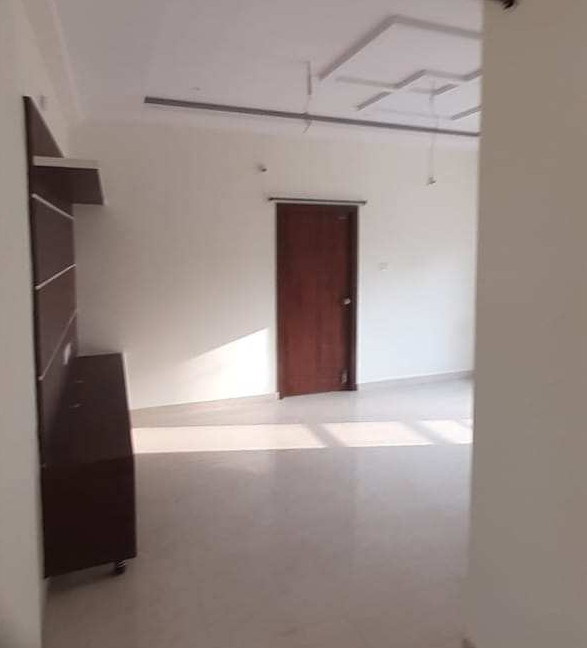 4bhk Semi Furnished Flat for rent in Kondapur, Hyderabad
