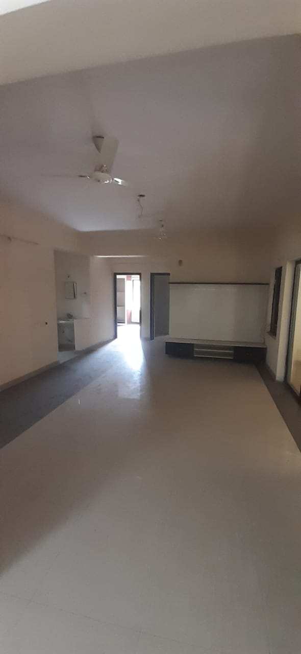 3bhk Gated community Flat for resale in Kondapur