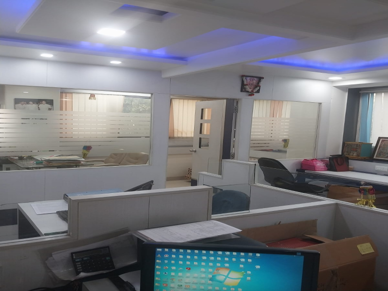 600 Sq.ft. Office Space for Rent in Swargate, Pune