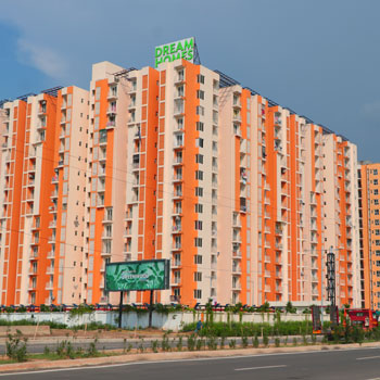 3 BHK Flats & Apartments for Sale in Wave City Sector 5, Ghaziabad (1129 Sq.ft.)