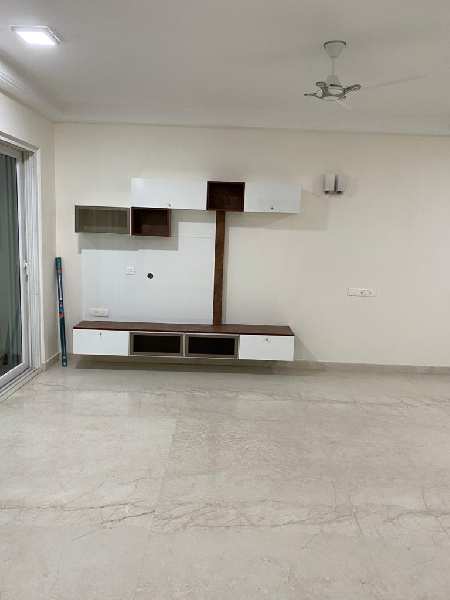 3 BHK Flats & Apartments for Sale in Whitefield, Bangalore (2550 Sq.ft.)