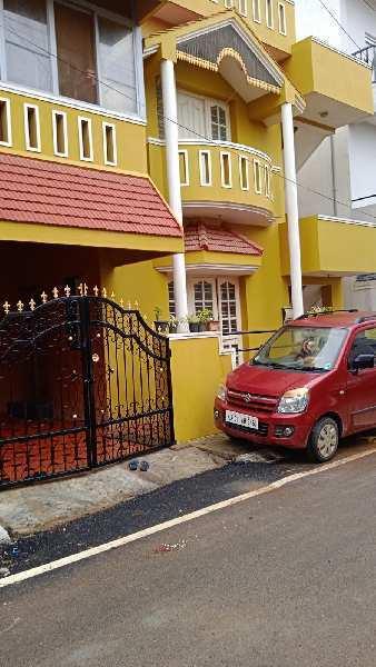 6 BHK Individual Houses / Villas for Sale in Babusapalya, Bangalore (2300 Sq.ft.)