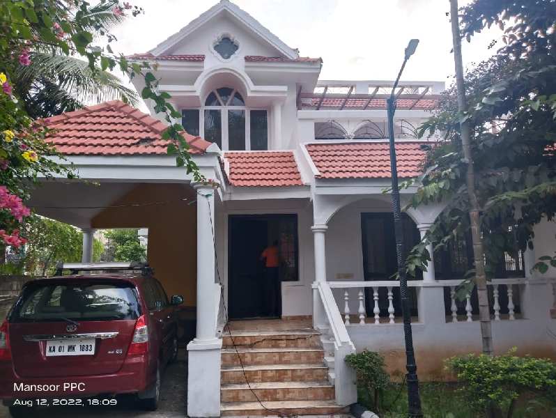 4 BHK Individual Houses / Villas for Sale in Seegehalli, Bangalore (3015 Sq.ft.)