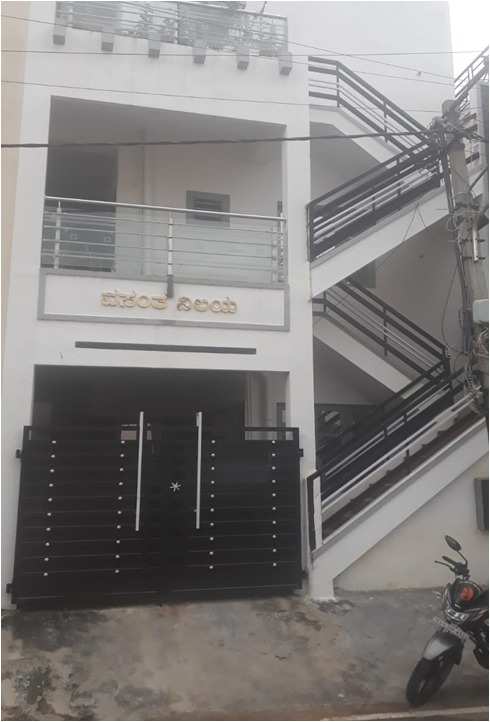 East Facing  4 BHK Individual Houses / Villas for Sale