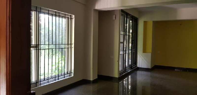 3 BHK Flats & Apartments for Sale in HRBR Layout, Bangalore (1600 Sq.ft.)