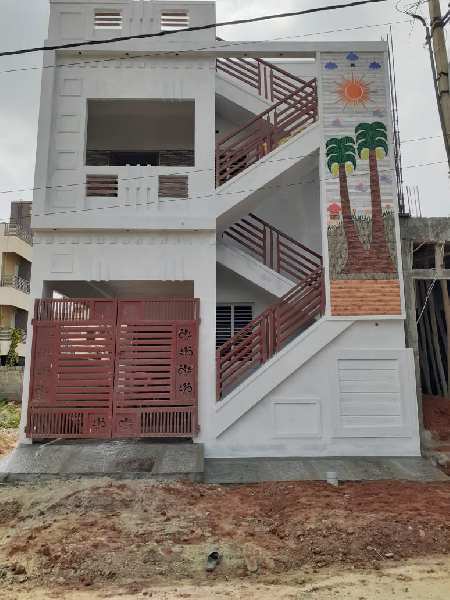 4 BHK Individual Houses / Villas for Sale in Kalkere, Bangalore (900 Sq.ft.)