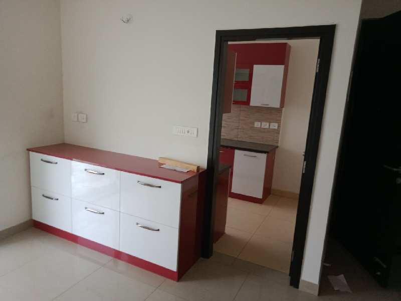 3 BHK Flats & Apartments for Sale in Harlur Haralur Road, Bangalore (1290 Sq.ft.)
