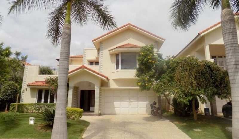 4 BHK Individual Houses / Villas for Sale in Belandur, Bangalore (3900 Sq.ft.)