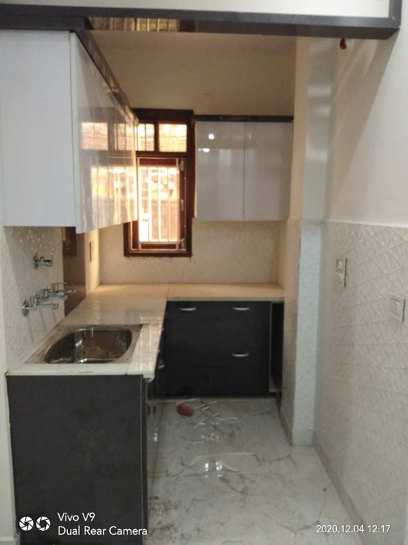2 BHK Builder Floor for Sale in Jain Colony, Uttam Nagar, Delhi (700 Sq.ft.)