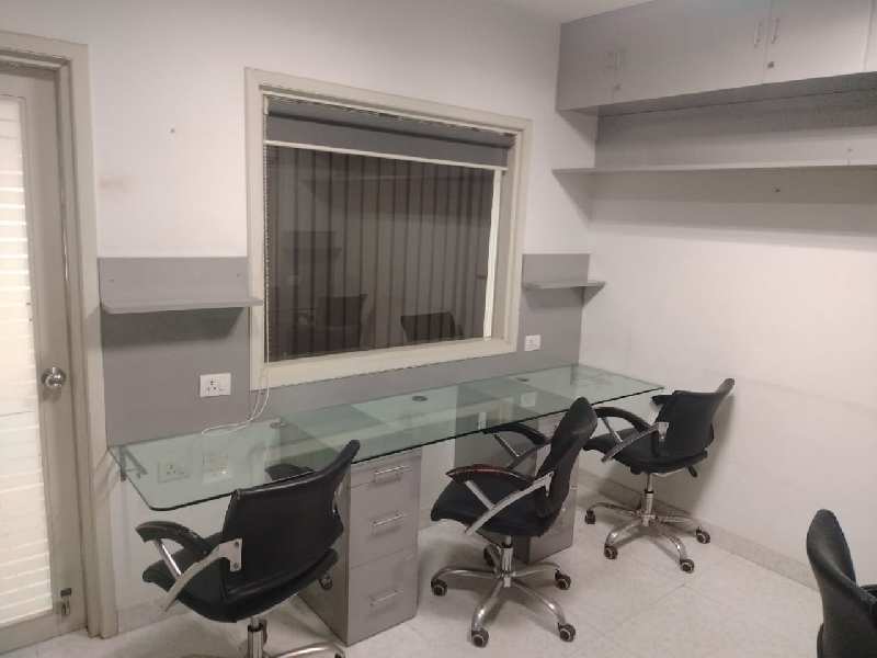 unit 585 sq ft fully furnished office space on middle floor FOR CHEAP RATE LEASE Sohna Road Facing SPAZE I TECH PARK .Gurgaon Sector49