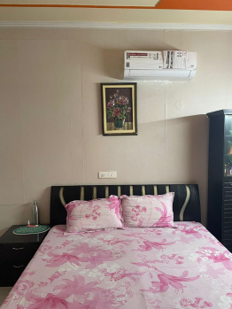 3700 sq ft 4bhk flat for rent vatica city