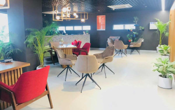 2000 sq ft fully furnished office jmd mega polish  sector 48