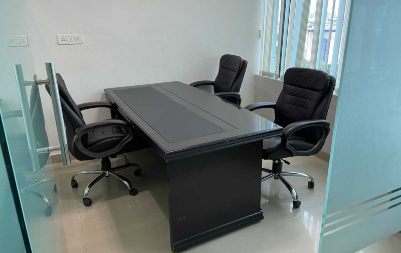 1755 sq ft fully furnished office space for lease