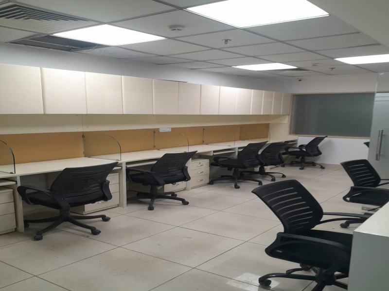 1176 sq ft fully furnished office space for lease