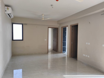PRIME LOCATION IN GURGAON M3M SKYWALK APARTMENT AVAILABLE FOR RENT ONLY 70K