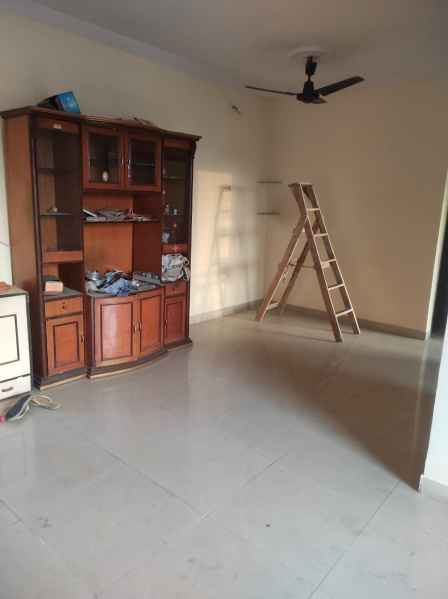 2 BHK Flats & Apartments for Sale in Sector 44, Navi Mumbai (1100 Sq.ft.)