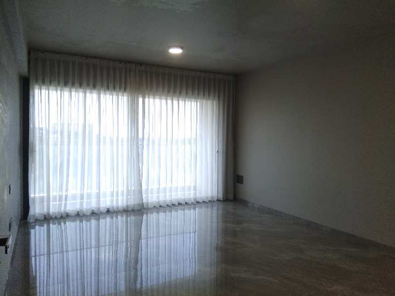 Available Sea Facing 3 bhk with servent room  for sale in sector-38,Seawoods West,Navi Mumbai.