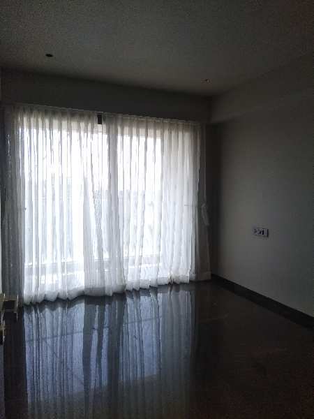 Available Sea Facing 3 bhk with serventroom for sale in sector-38, Seawoods West,Navi Mumbai.