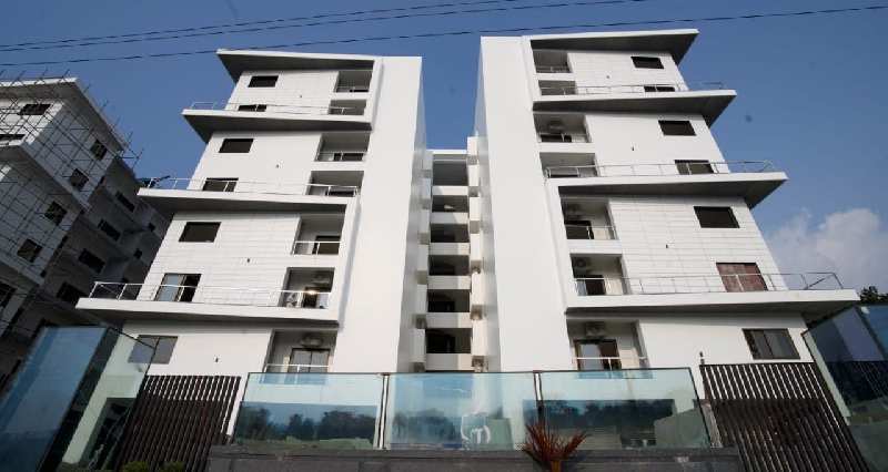 3 BHK Flats & Apartments for Sale in Canal Road, Dehradun (2100 Sq.ft.)