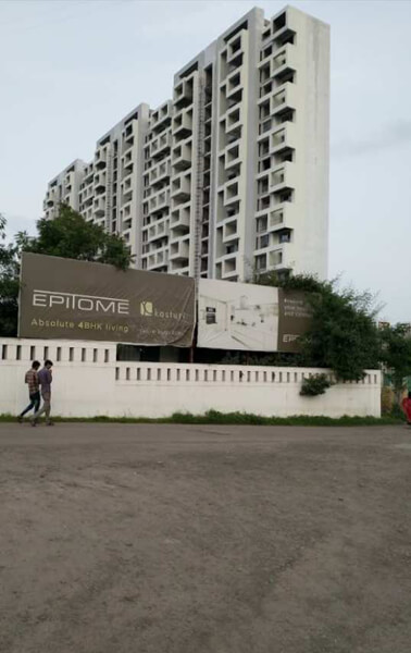 4 BHK Flats & Apartments for Sale in Wakad, Pune (2465 Sq.ft.)