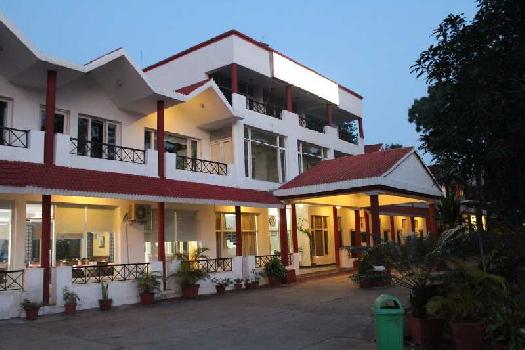 Beautiful Hotel available on Lease in Agra