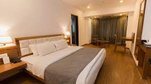 500 Sq. Yards Hotel & Restaurant for Rent in Fatehabad Road Fatehabad Road, Agra