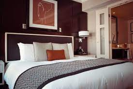 300 Sq. Yards Hotel & Restaurant For Rent In Fatehabad Road, Agra
