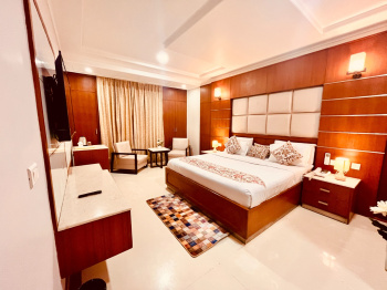 7000 Sq.ft. Hotel & Restaurant for Rent in Tapovan, Rishikesh