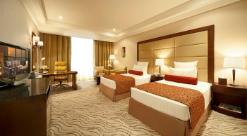 Hotel & Restaurant for Rent in Sector 30, Gurgaon (300 Sq. Yards)
