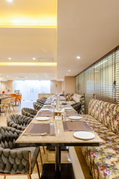 Hotel & Restaurant for Rent in Pahalgam, Anantnag (2700 Sq.ft.)