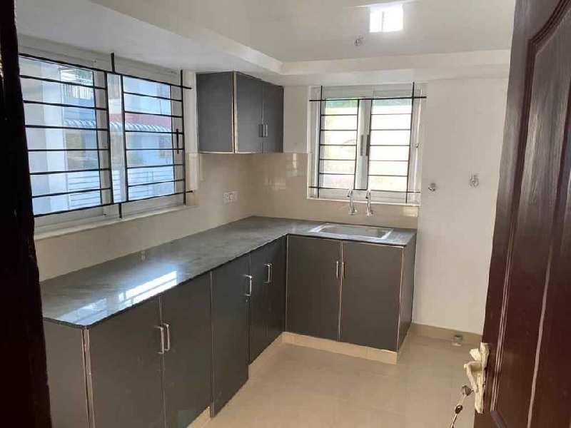 1400 sqft 3 bhk flat for rent at west fort ,thrissur.