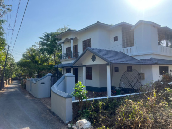 1200 Sq.Ft 3 Bhk Unfurnished House For Sale At Kottambakku ,Kottayam