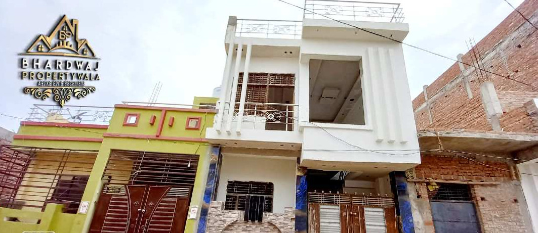 4 BHK Individual Houses / Villas for Sale in Old Katra, Allahabad (1600 Sq.ft.)